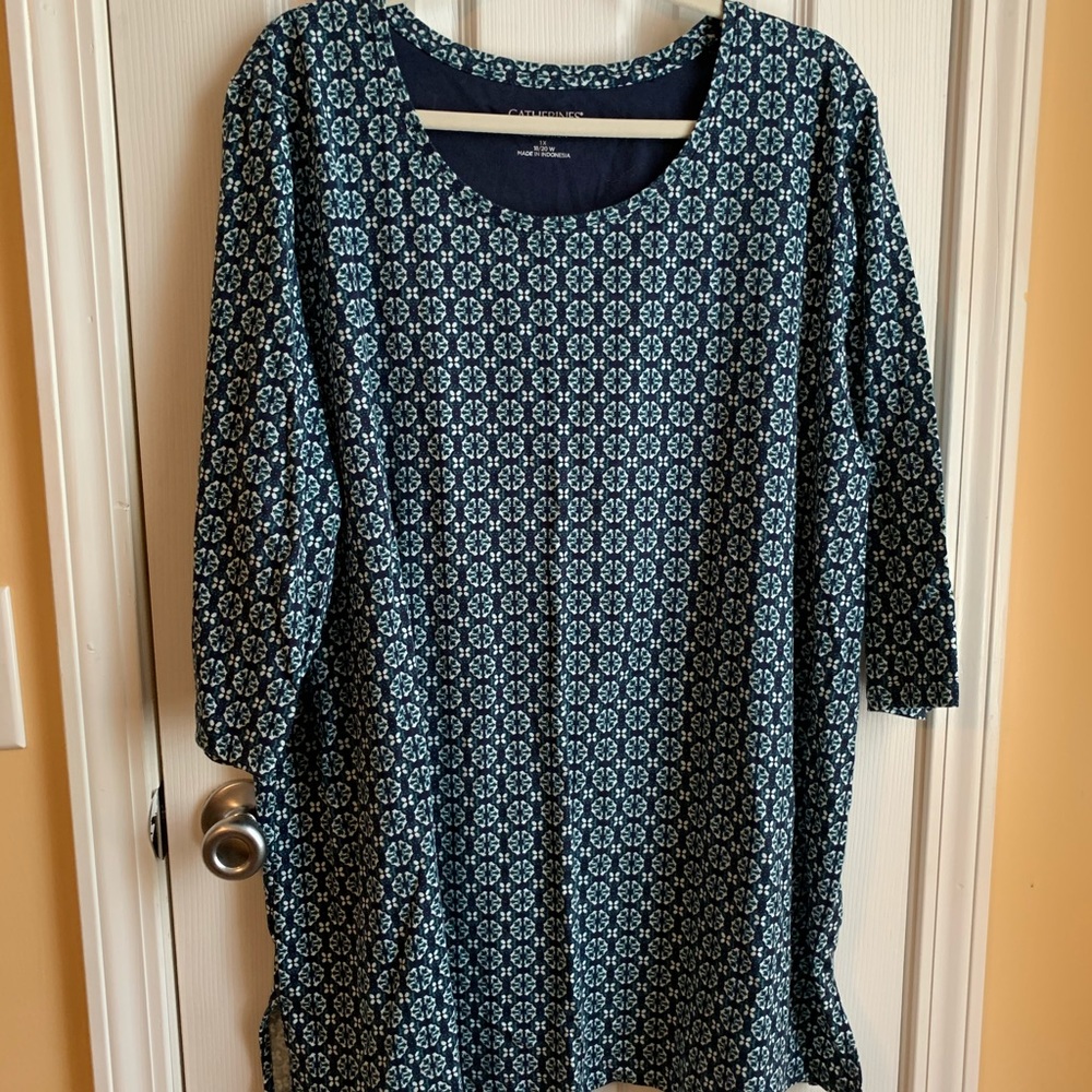 Catherine’s knit top